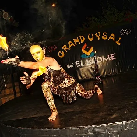 فندق Grand Uysal 3*