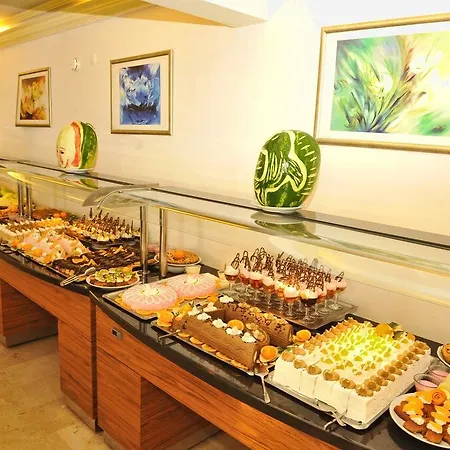 Grand Uysal Hotel